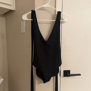 Londre The Multiway in Matte Black